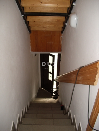 OTOK KRK, PUNAT - Dvonadstropno stanovanje z 2 spalnicama + dnevno sobo