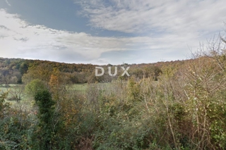 CRIKVENICA - NUJNO – REDKO NA TRGU! - 800 m² zemljišča s hišo