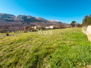 OTOK KRK, DRAGA BAŠĆANSKA - Zazidano gradbeno zemljišče