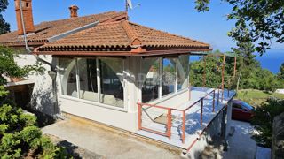 OPATIJA, SVETA JELENA - hiša 200m2 s pogledom na morje + okolica 1000m2
