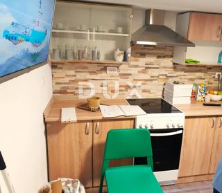 RIJEKA, CENTER - 4-SOBNO STANOVANJE, 73 m2, bližina glavne promenade Korzo!