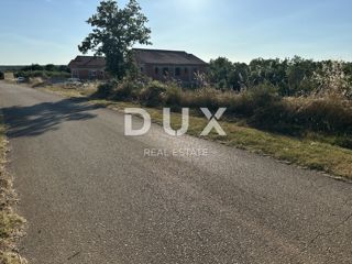 GALOVAC - Gradbeno zemljišče 800 m² - Očiščeno - Asfaltiran dovoz!