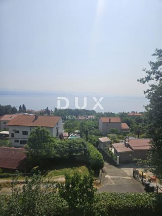 OPATIJA, IKA - stanovanje 63m2, dnevna soba + 1 spalnica, 2. nadstropje s pogledom na morje in veliko teraso + vrt cca 125m2