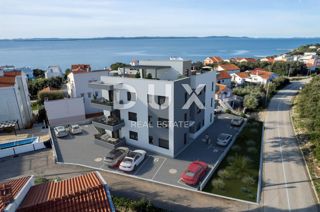 ZADAR, PETRČANE - Penthouse v gradnji s čudovitim razgledom 150 m od morja S4