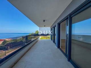 OPATIJA, CENTER - luksuzno stanovanje v novogradnji z garažo in panoramskim pogledom na morje