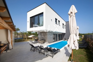 ISTRA, MEDULIN - Luksuzna vila v bližini plaž in sprehajališč