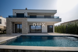 ISTRA, POREČ - Ekskluzivna vila z bazenom in pogledom na morje