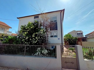 ZADAR, VIŠNJIK - Moderno urejen dvonadstropni objekt z 2 stanovanjema