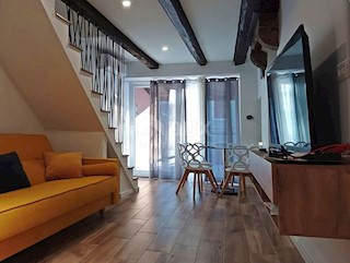 ISTRA, PAZIN - Prenovljena hiša z wellnessom