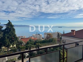 OPATIJA, CENTER - etaža hiše na atraktivni lokaciji s pogledom na morje