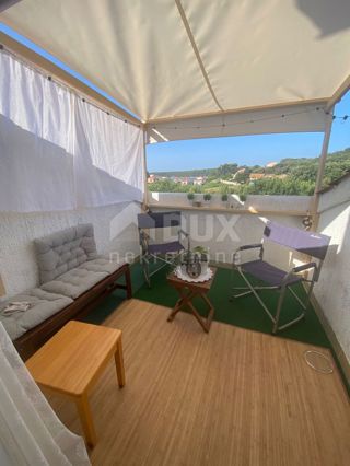 OTOK RAB, PALIT - 4S+DB Apartma 111m2, blizu morja + 2 parkirni mesti