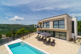 CRIKVENICA, BRIBIR - moderna vila z bazenom, pogled na morje