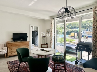 ISTRA, PLOMIN LUKA - Apartma prva vrsta ob morju ZNIŽANO!