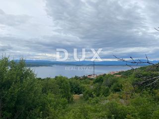 CRIKVENICA - gradbeno zemljišče 536 m2 s pogledom na morje! PRILOŽNOST!