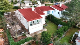 Hiša Njivice, Omišalj, 276m2