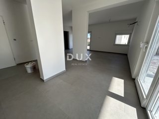 Stanovanje Jezera, Tisno, 125m2