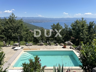 LOVRAN, DOBREĆ - Panoramski raj nad Kvarnerjem - stanovanje, ki vam bo vzelo dih