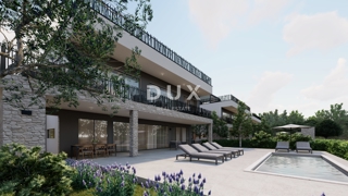 ISTRA, POREČ - Luksuzna hiša z bazenom le nekaj korakov od morja