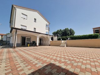 Poreč, 360m2