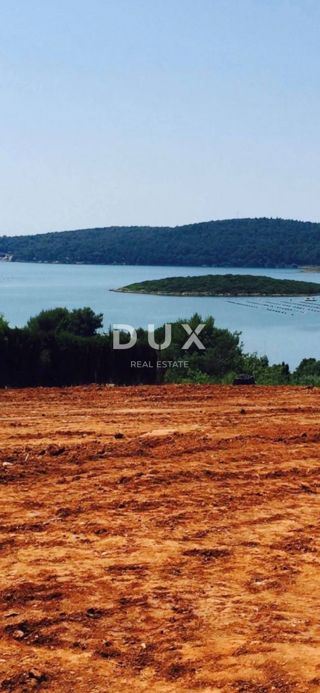 ISTRA, MEDULIN - Gradbeno zemljišče s čudovitim pogledom na morje!