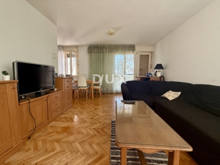 RIJEKA, VEŽICA - 2 SPALNICI + DNEVNA SOBA, 62 m2, LOKACIJA!