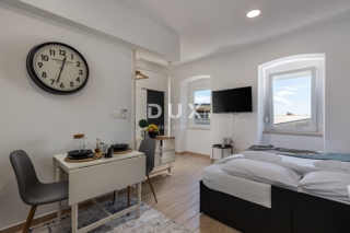 RIJEKA, BANDEROVO - popolnoma prenovljeno stanovanje s parkirnim mestom, na iskani lokaciji v bližini univerze