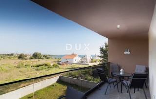 ZADAR, PRIVLAKA - Stanovanje v novogradnji, 300m od morja!