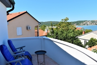 Soline, moderna hiša dvojček s pogledom na morje! ID 97