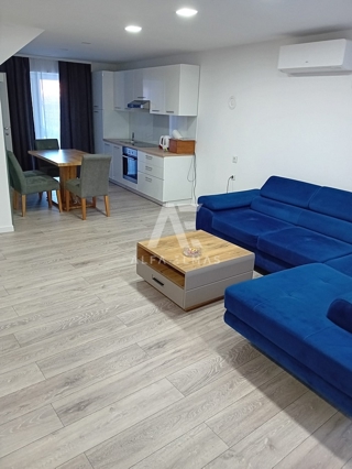 Omišalj, popolnoma prenovljena hiša v bližini vseh potrebščin!! ID 220
