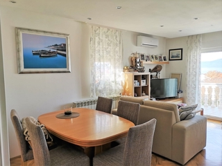 Malinska dvoetažni apartma s pogledom na morje!! ID 276