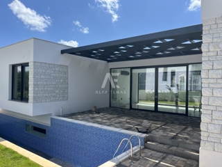 Luxury villa with a pool in a quiet location near Rovinj - ID 240