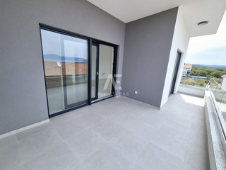 Malinska, two apartments with sea view and garden! ID 441