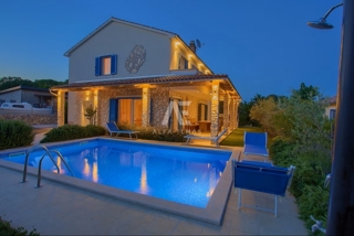 Otok Krk, okolica, samostojna hiša z bazenom! ID 660