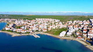 ATRAKTIVNO ZEMLJIŠČE - DIKLO, ZADAR