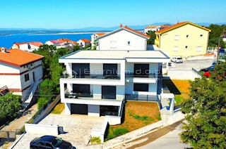 Hiša Crikvenica, 350m2