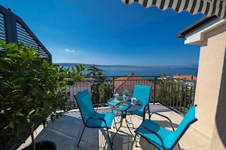 Crni mol penthouse dva stanovanja, Crikvenica