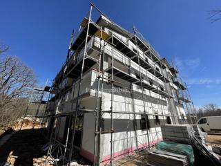 Apartma v drugem nadstropju - novogradnja okolica Dobrinja 
