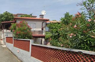 DONJI ZAMET, hiša z garažo, SAMO PRI NAS!