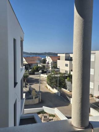 Nov apartma s pogledom na morje - Vodice