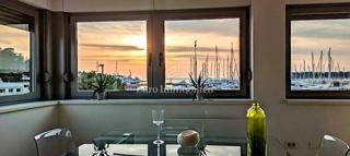 Novigrad, Istra - stanovanje 50m od morja
