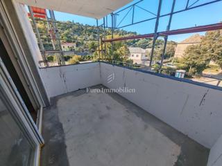 Enosobno stanovanje v centru Senja