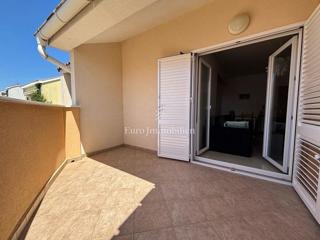 Novalja - apartma z veliko teraso