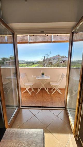 Apartma z 2 sobami, obdan z zelenjem