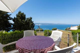 Dvosobni apartma z razgledom na morje