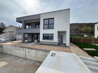 Vila s prekrasnim pogledom na morje, v gradnji