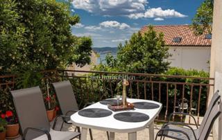 Crikvenica, blizu centra in plaže