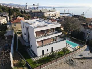 Kantrida – Luksuzno stanovanje z zasebnim vrtom