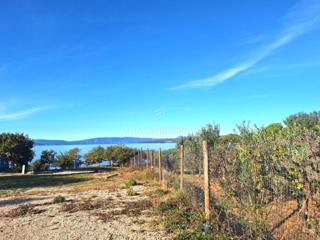 Kmetijsko zemljišče blizu morja, Punat