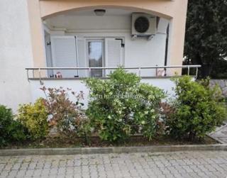 Novalja - apartmaji v bližini plaže