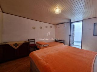 Novi Vinodolski, stanovanje 200 m od morja, center